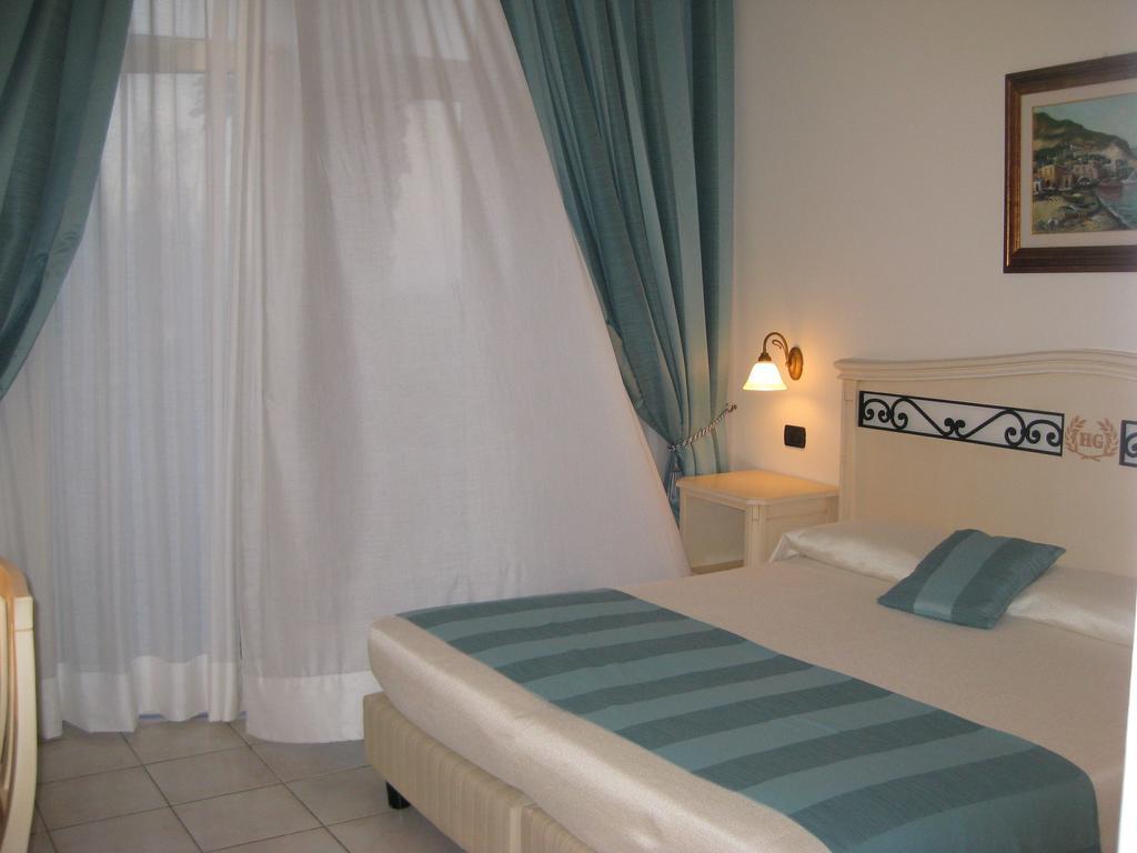 Hotel Del Golfo Procchio  Buitenkant foto