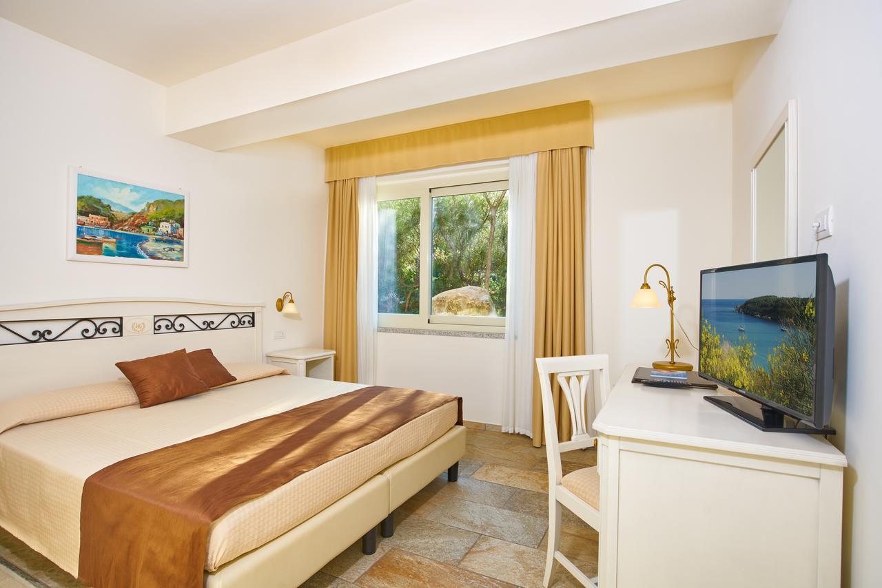 Hotel Del Golfo Procchio  Buitenkant foto