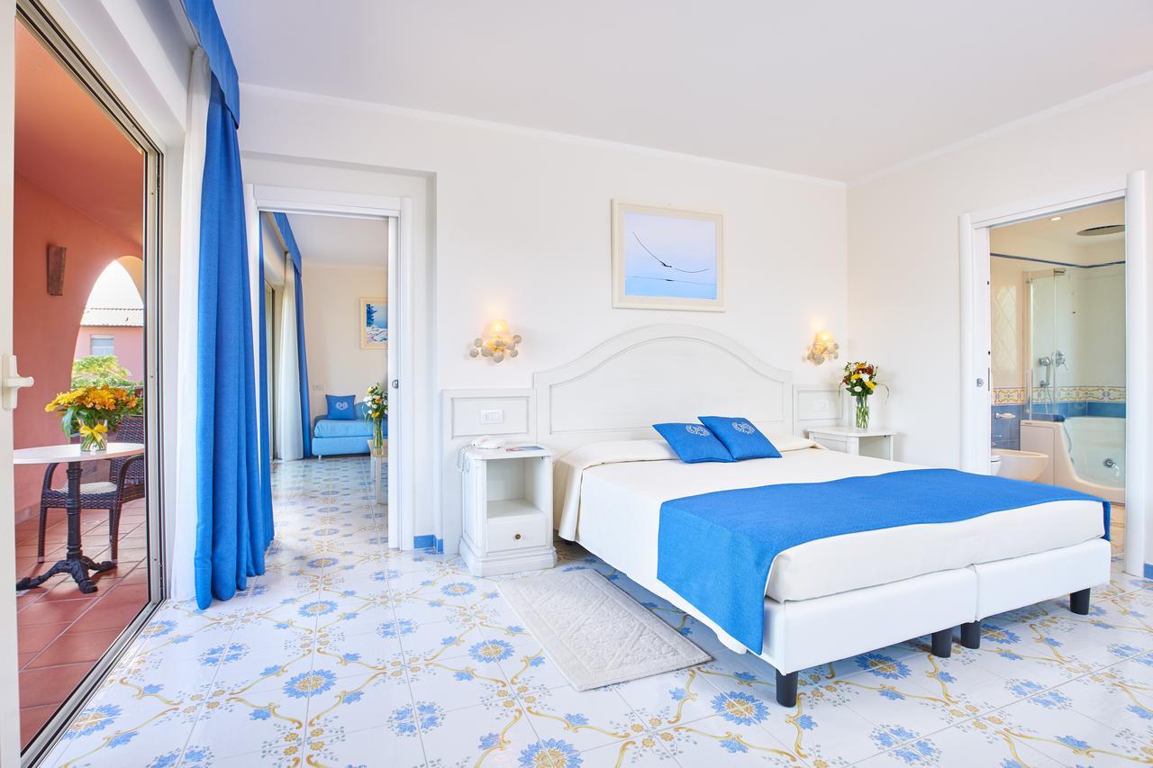 Hotel Del Golfo Procchio  Buitenkant foto