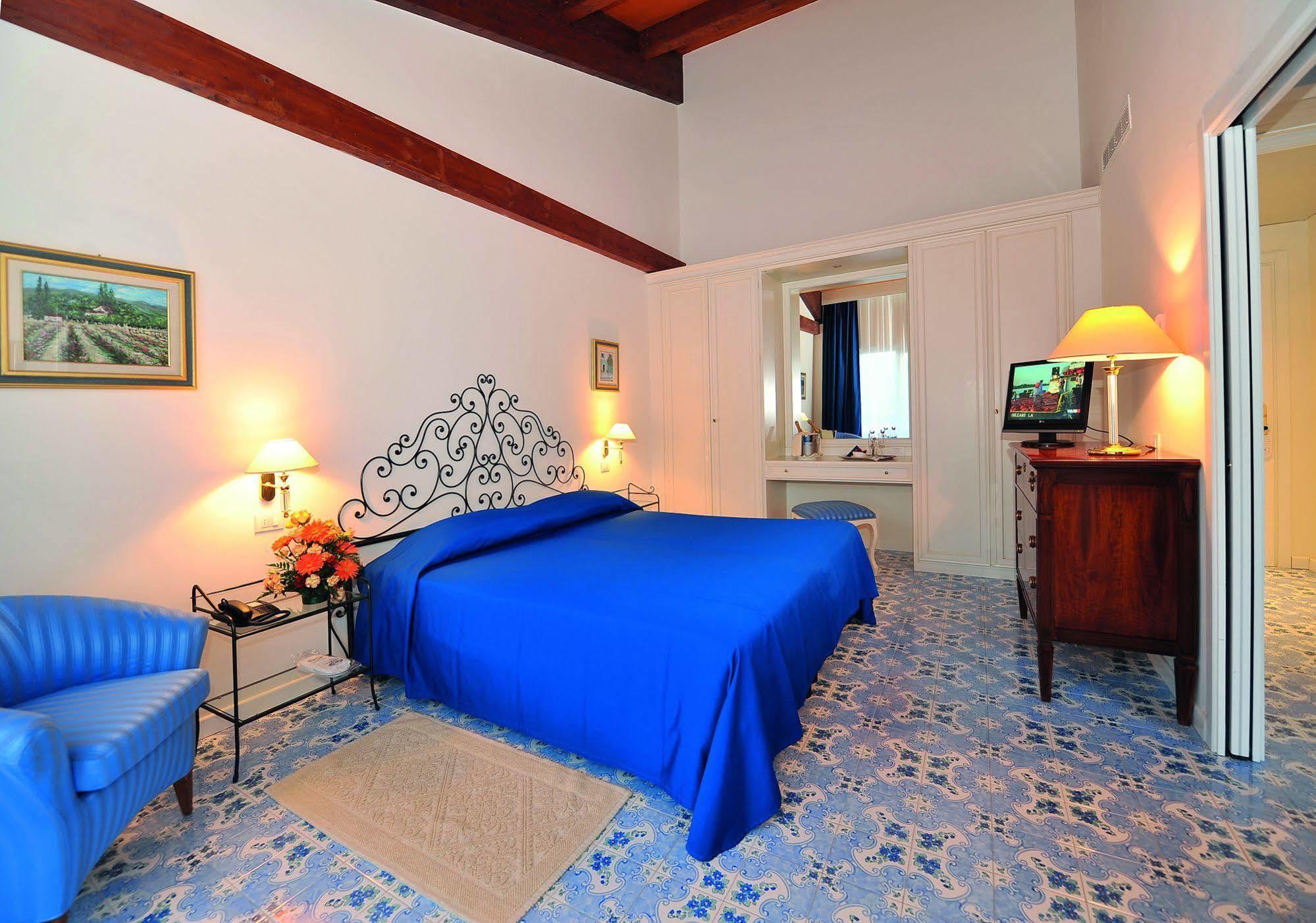 Hotel Del Golfo Procchio  Buitenkant foto
